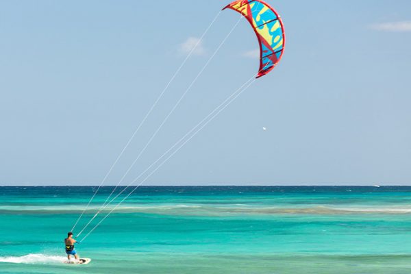 Los-mejores-spots-para-hacer-kitesurf-en-Fuerteventura-2-2